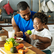 500x500_rounded_square_dad-toddler-eating-fruits-kitchen